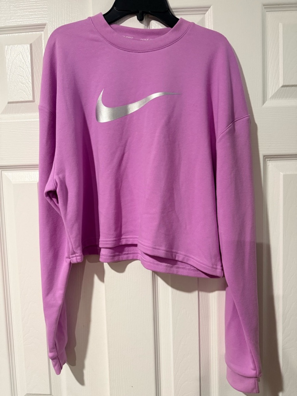 Nike Women’s Cropped Sweatshirt